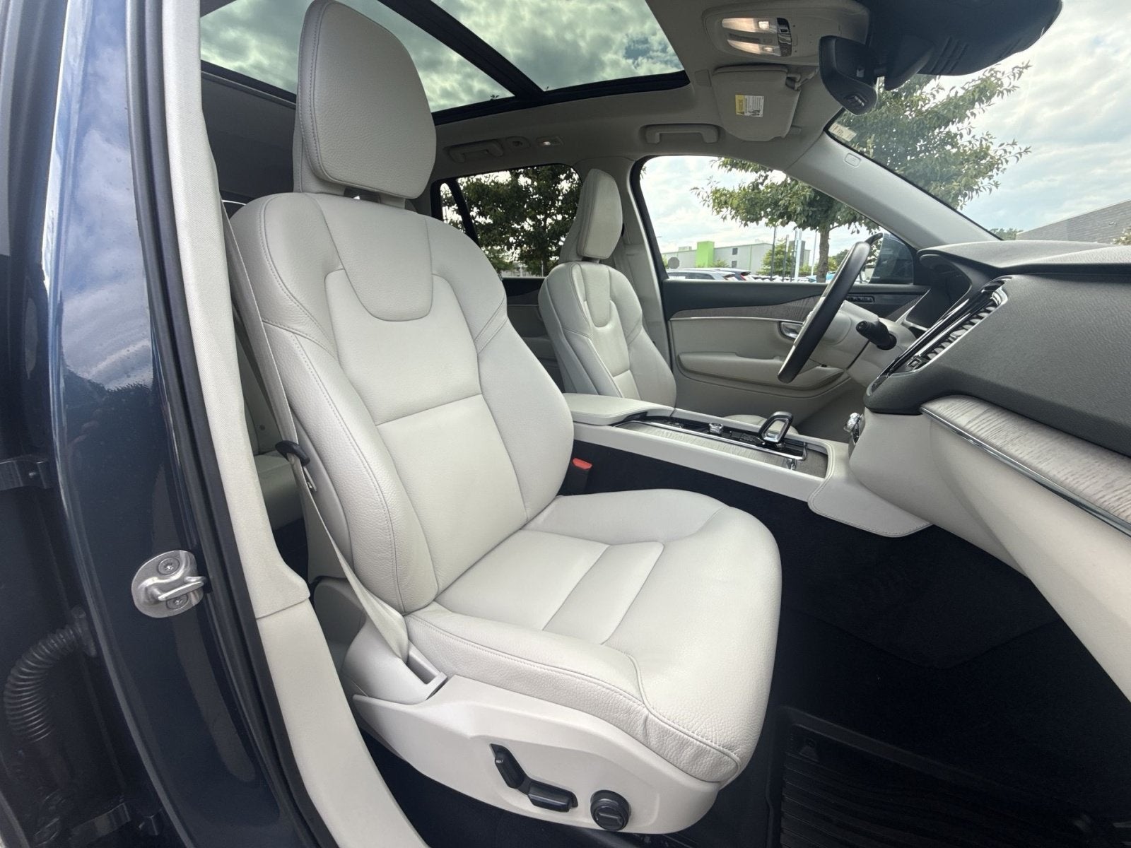 2023 Volvo XC90 B6 Plus 7-Seater