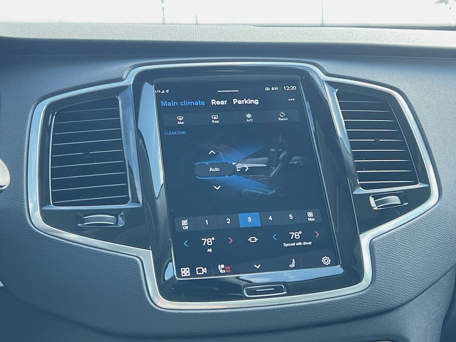 2023 Volvo XC90 B6 Plus 7-Seater