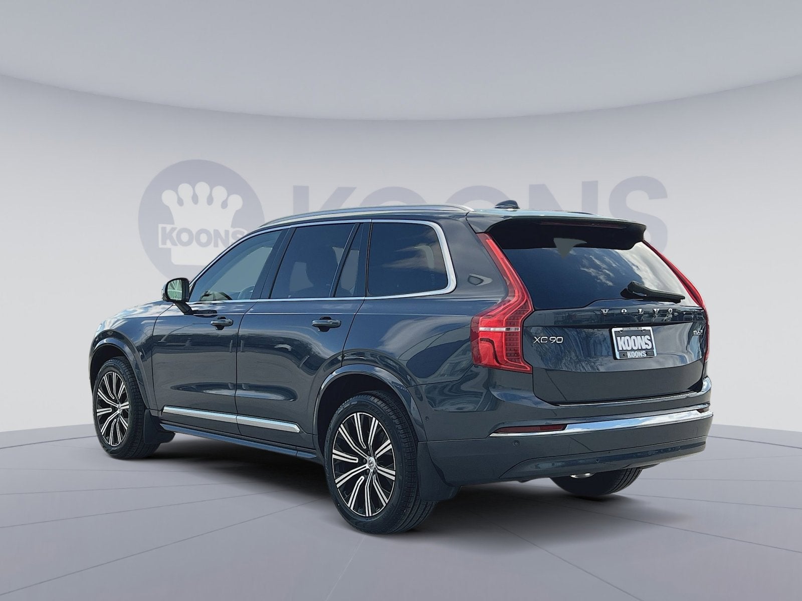 2023 Volvo XC90 B6 Plus 7-Seater