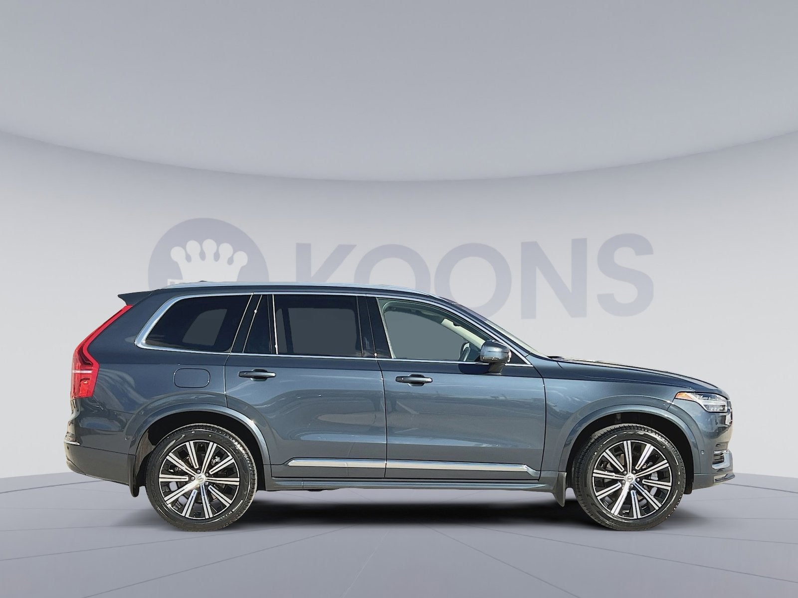 2023 Volvo XC90 B6 Plus 7-Seater