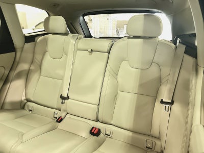 2023 Volvo XC60 B6 Ultimate Bright Theme