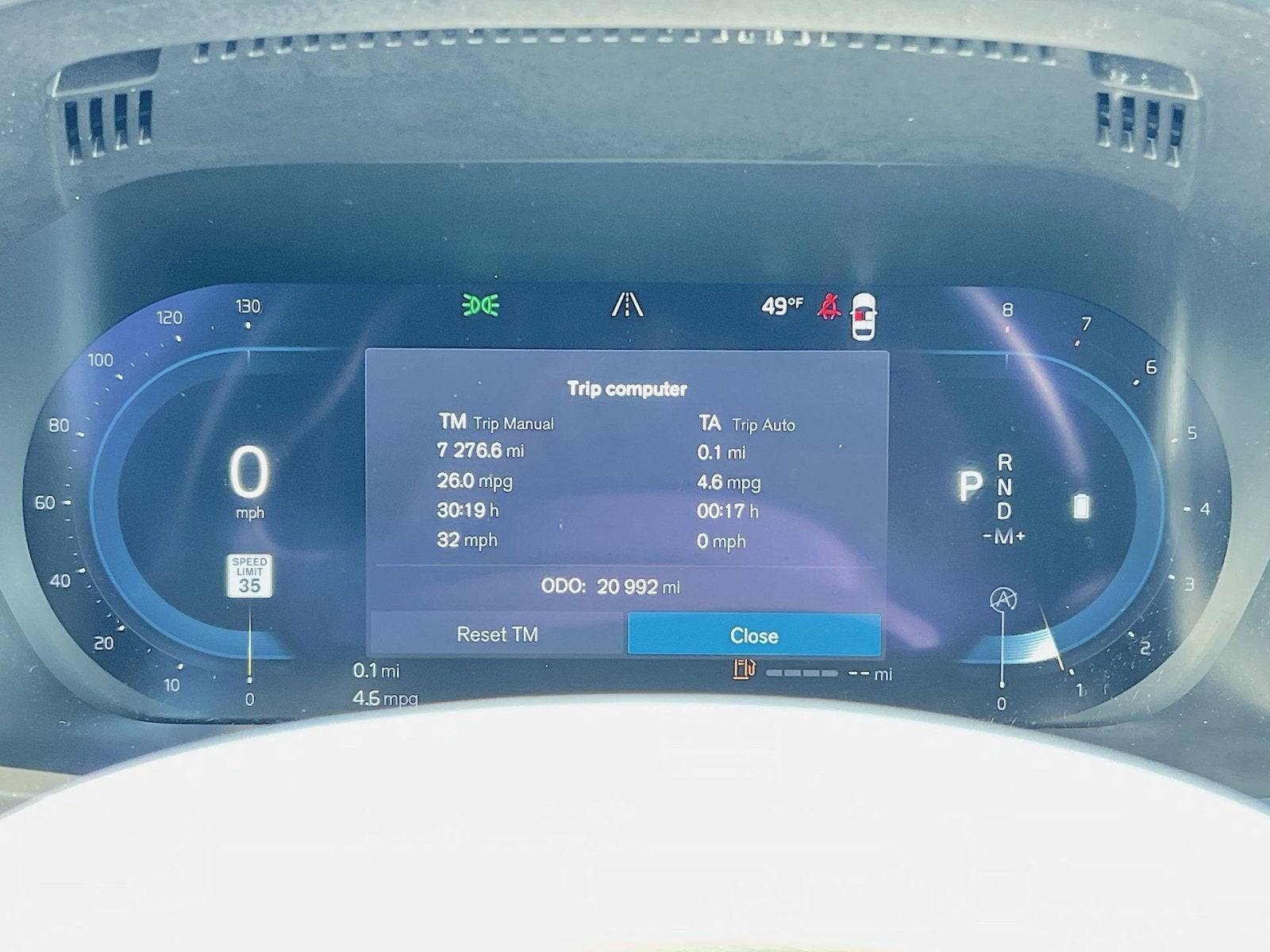 2023 Volvo XC60 B6 Ultimate Bright Theme