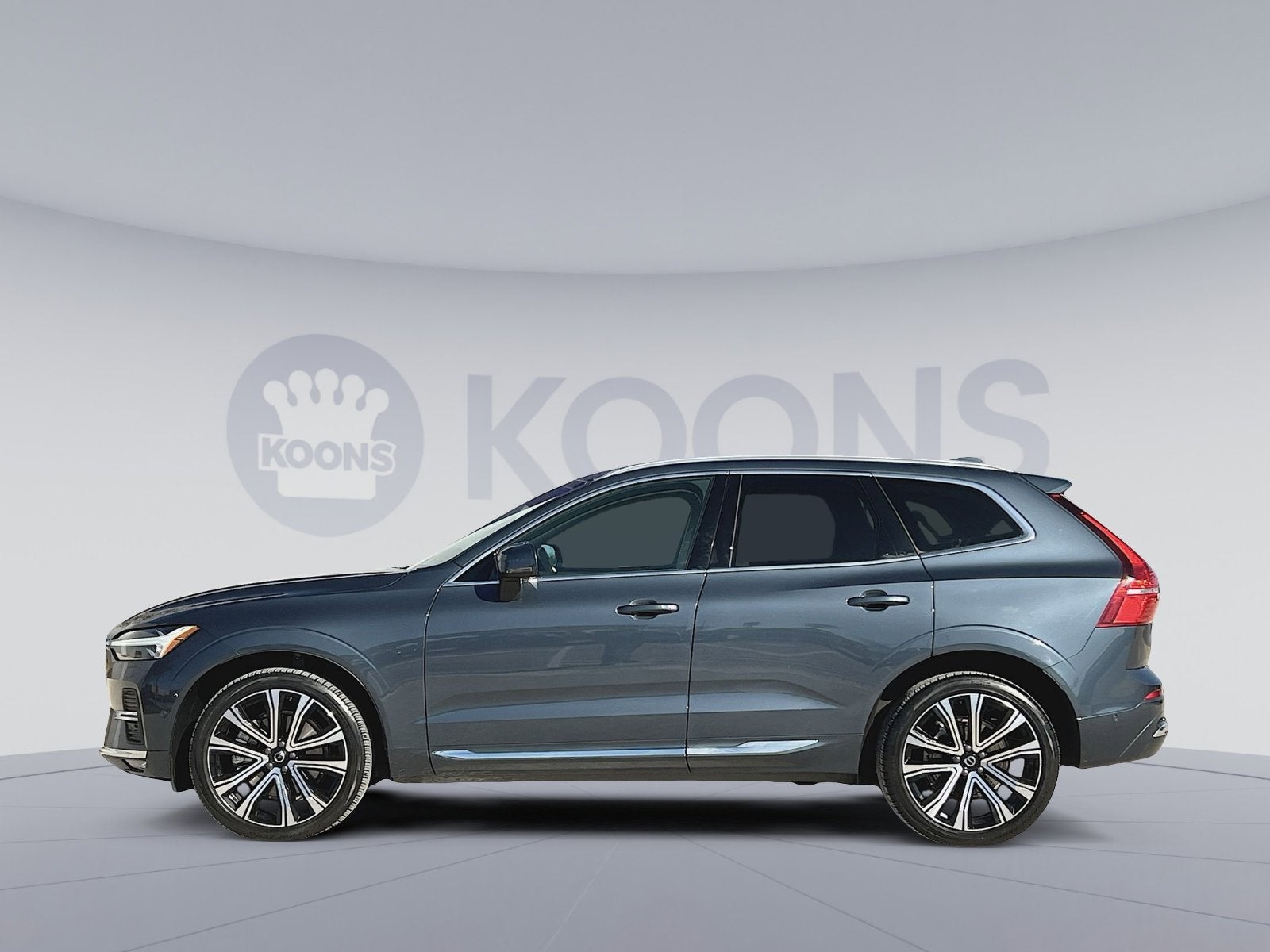 2023 Volvo XC60 B6 Ultimate Bright Theme