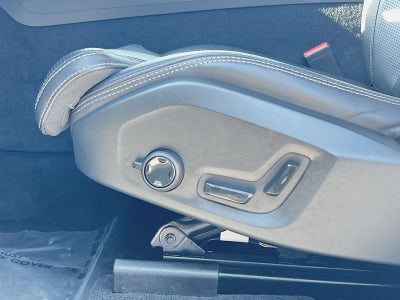 2023 Volvo XC60 B6 Ultimate Bright Theme