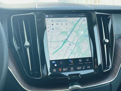 2023 Volvo XC60 B6 Ultimate Bright Theme