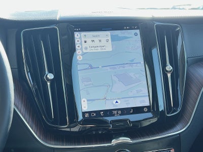 2023 Volvo XC60 B6 Ultimate Dark Theme