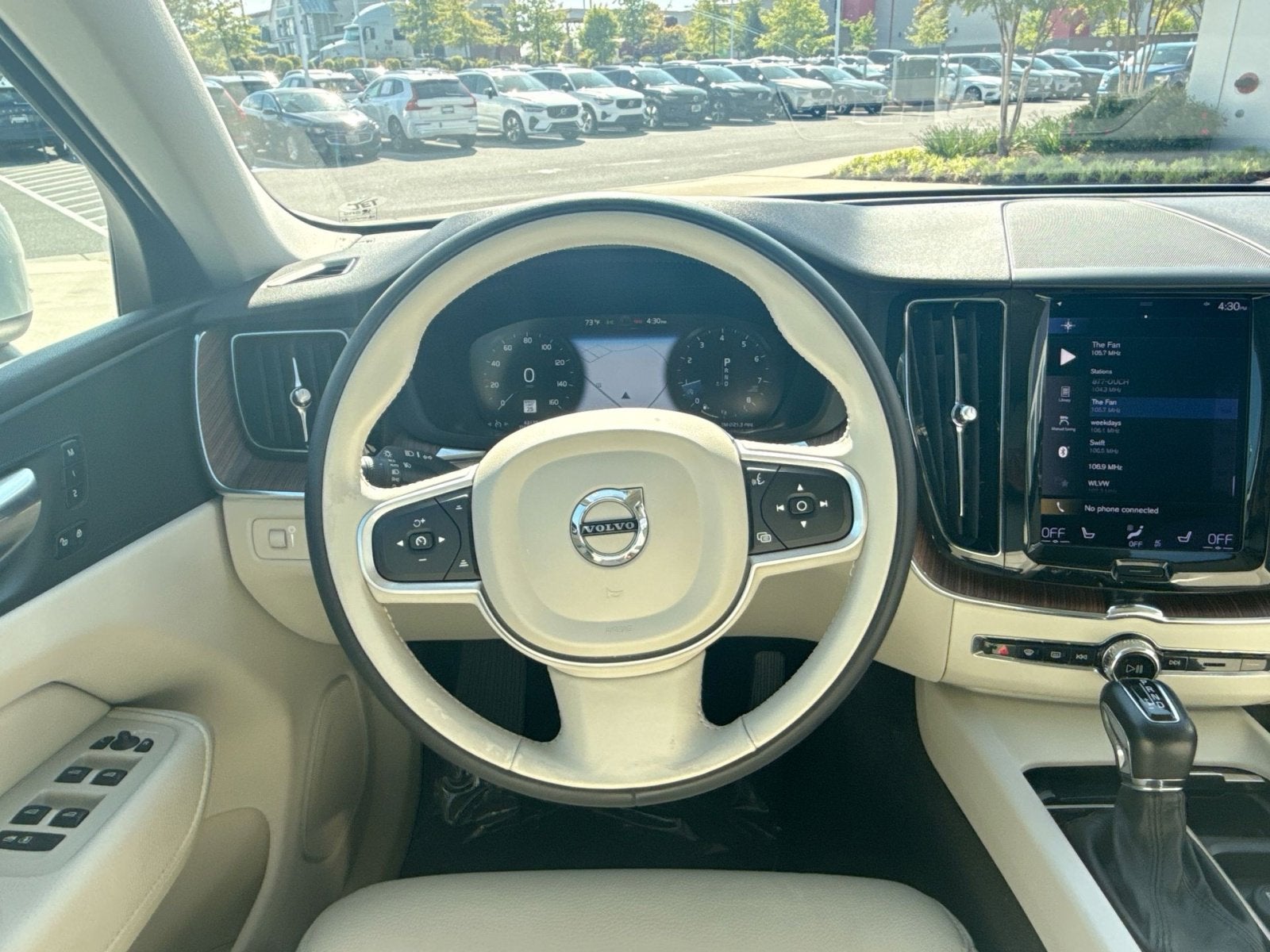 2021 Volvo XC60 T5 Momentum