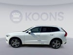 2021 Volvo XC60 T5 Momentum