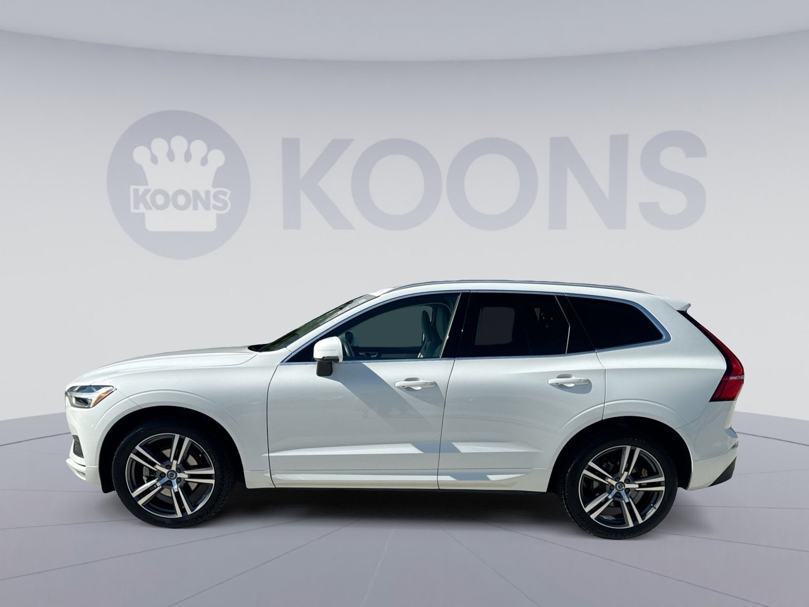 2021 Volvo XC60 T5 Momentum