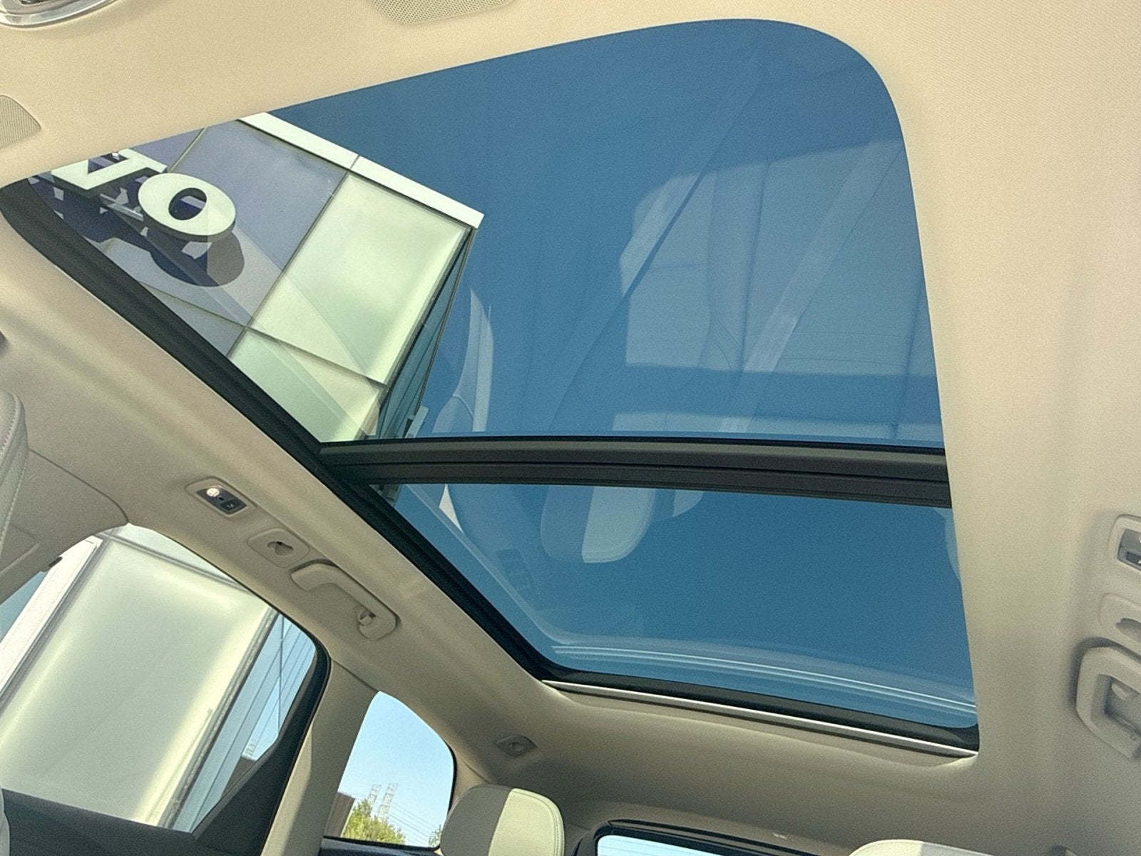 2021 Volvo XC60 T5 Momentum