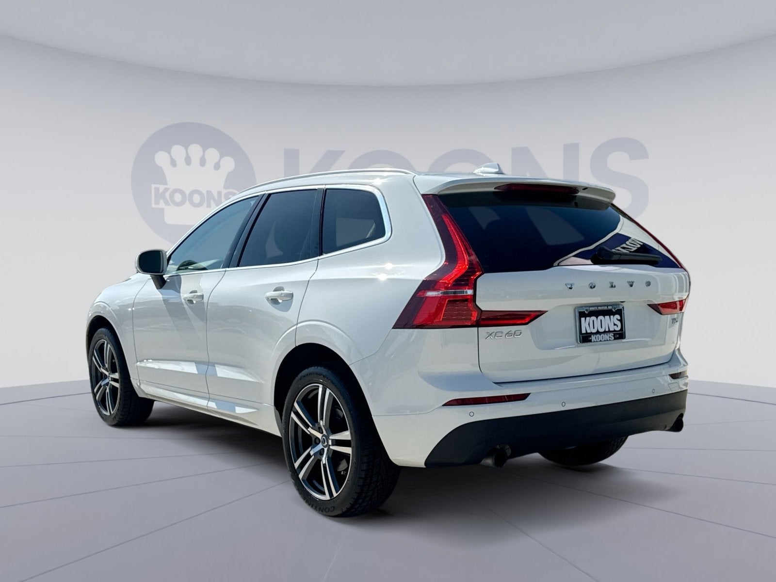 2021 Volvo XC60 T5 Momentum