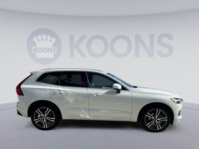 2021 Volvo XC60 T5 Momentum