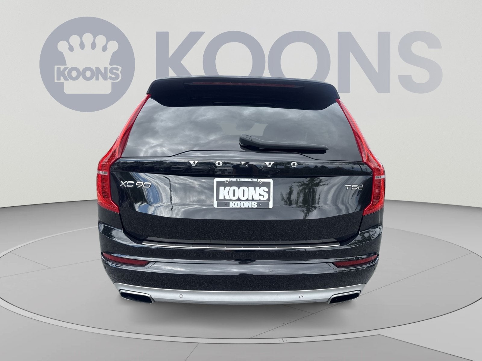 2021 Volvo XC90 T5 Momentum