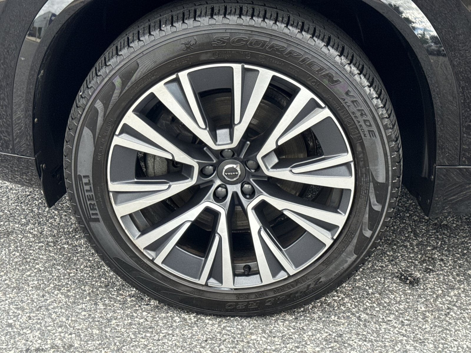 2021 Volvo XC90 T5 Momentum