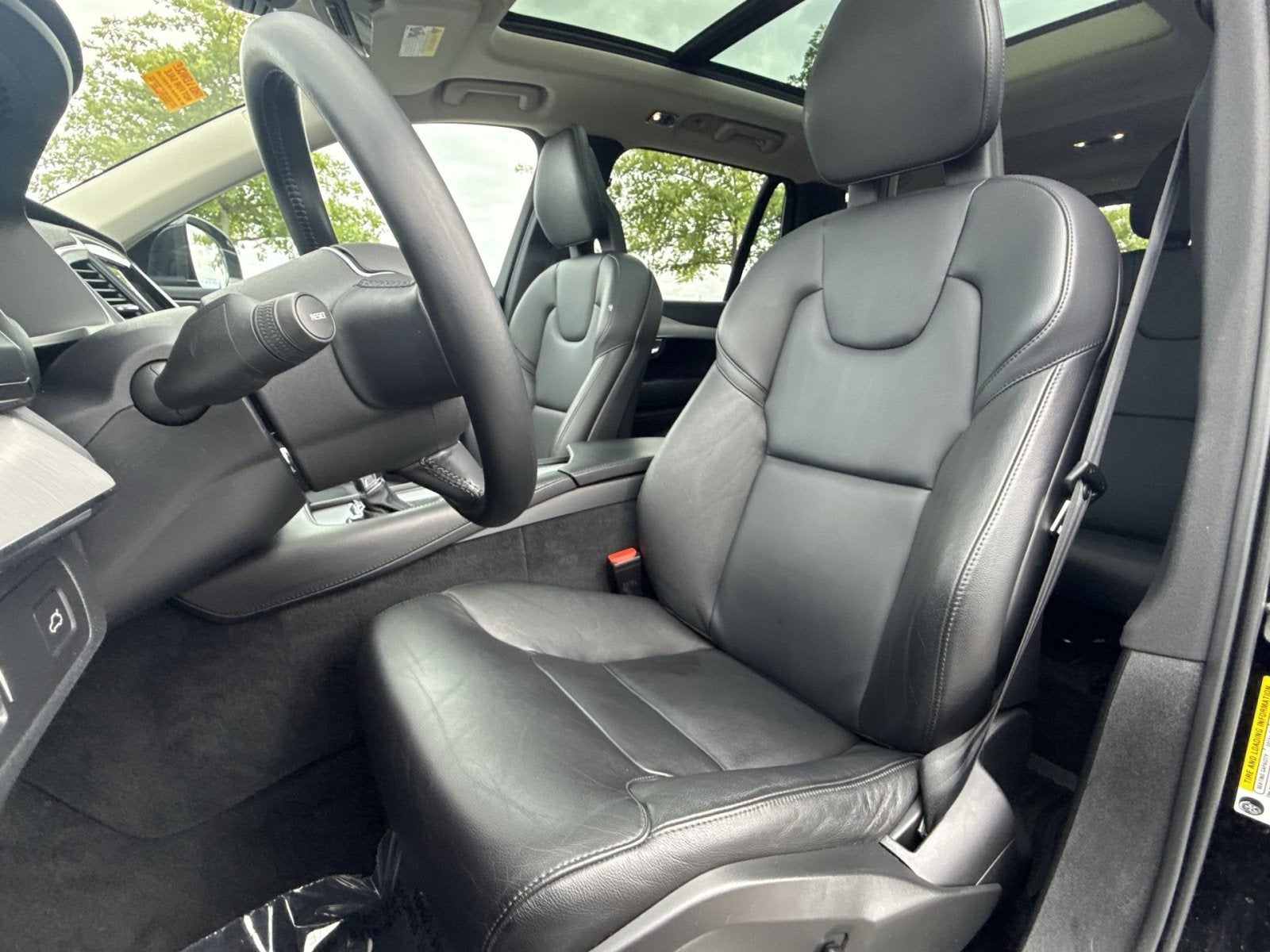 2021 Volvo XC90 T5 Momentum