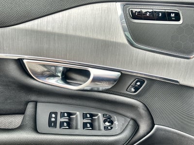 2021 Volvo XC90 T5 Momentum