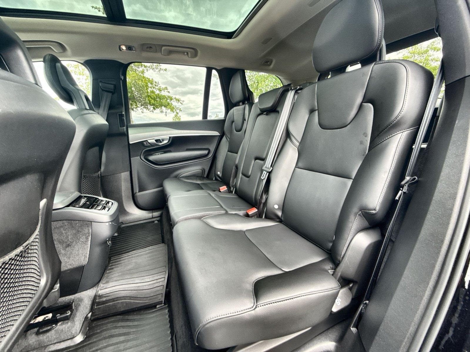 2021 Volvo XC90 T5 Momentum