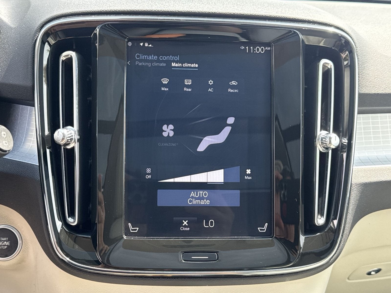 2020 Volvo XC40 Momentum