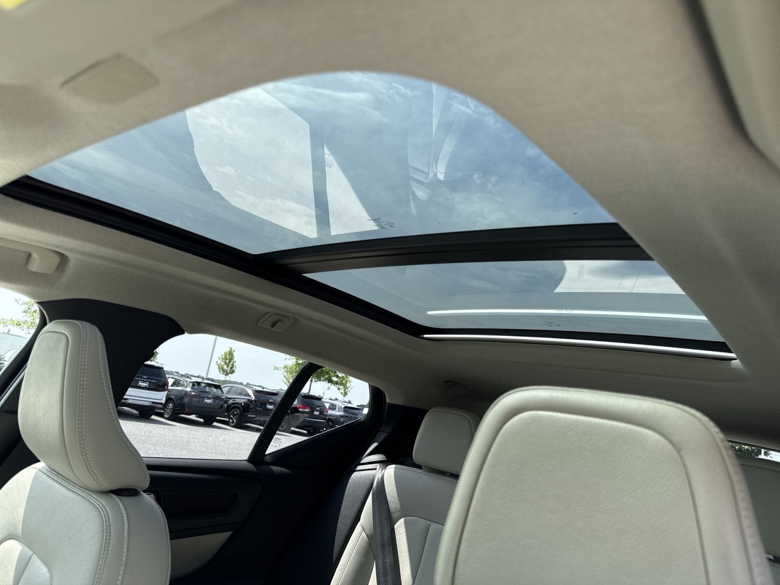 2020 Volvo XC40 Momentum