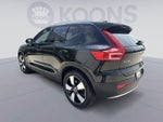 2020 Volvo XC40 Momentum