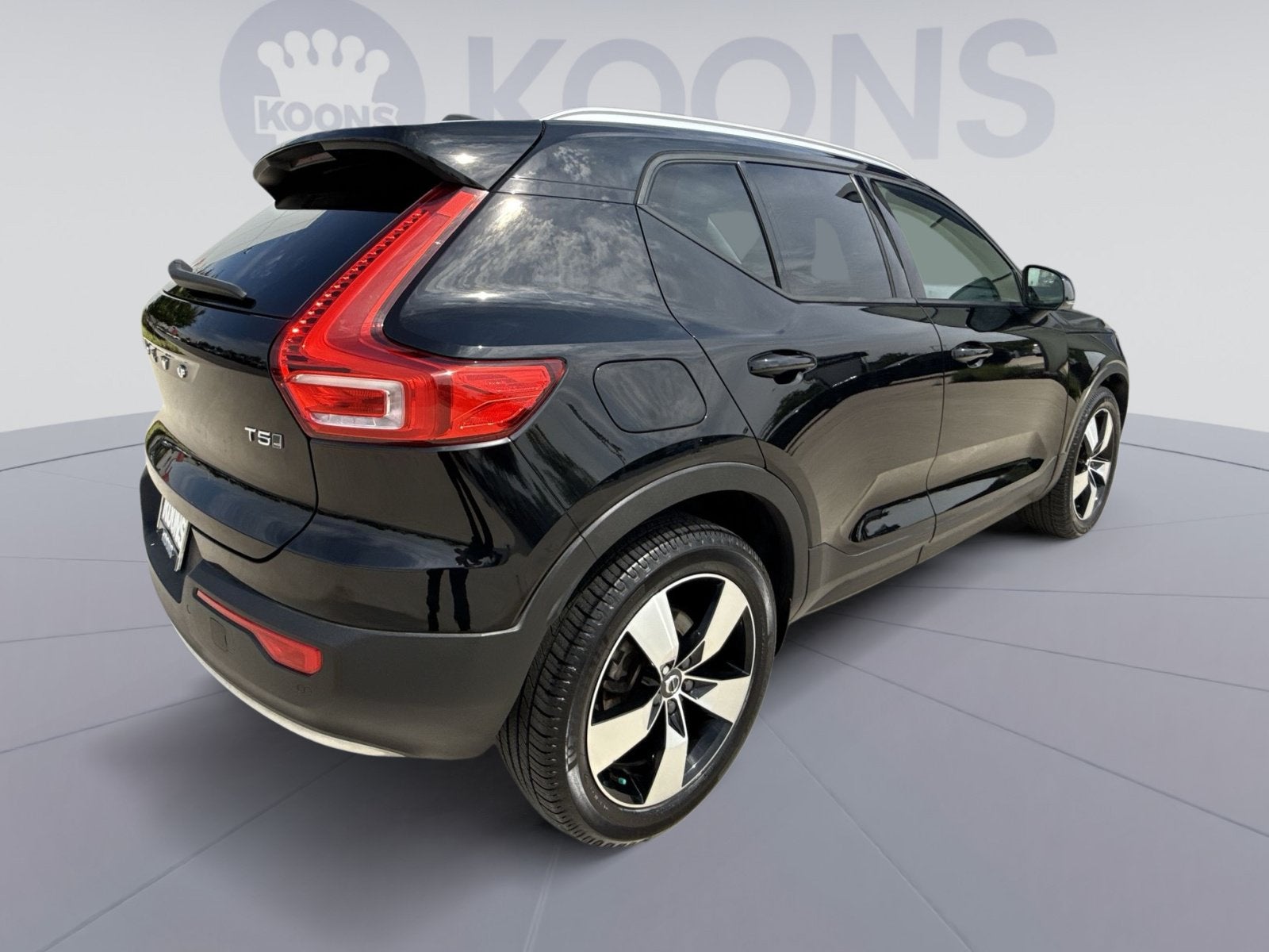 2020 Volvo XC40 Momentum