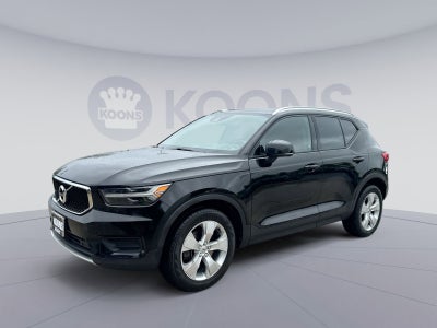 2019 Volvo XC40 Momentum