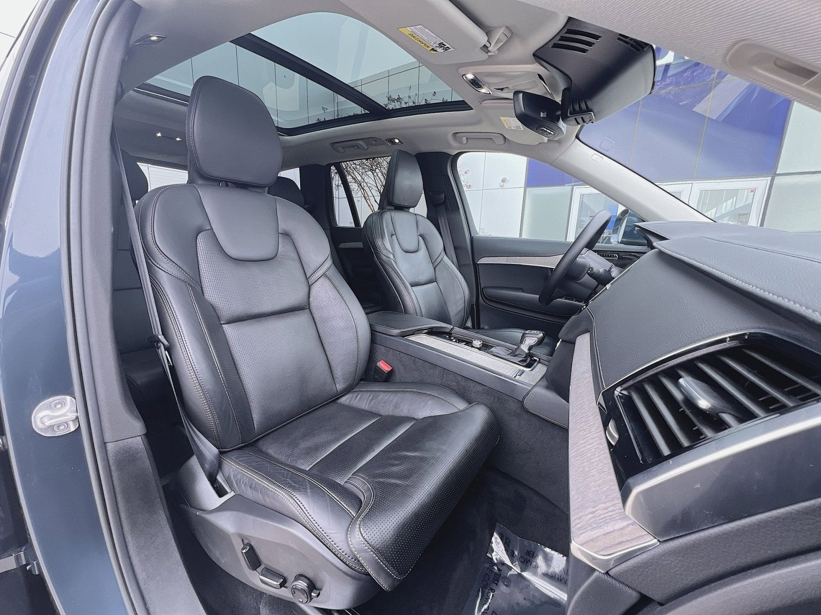 2022 Volvo XC90 T6 Inscription