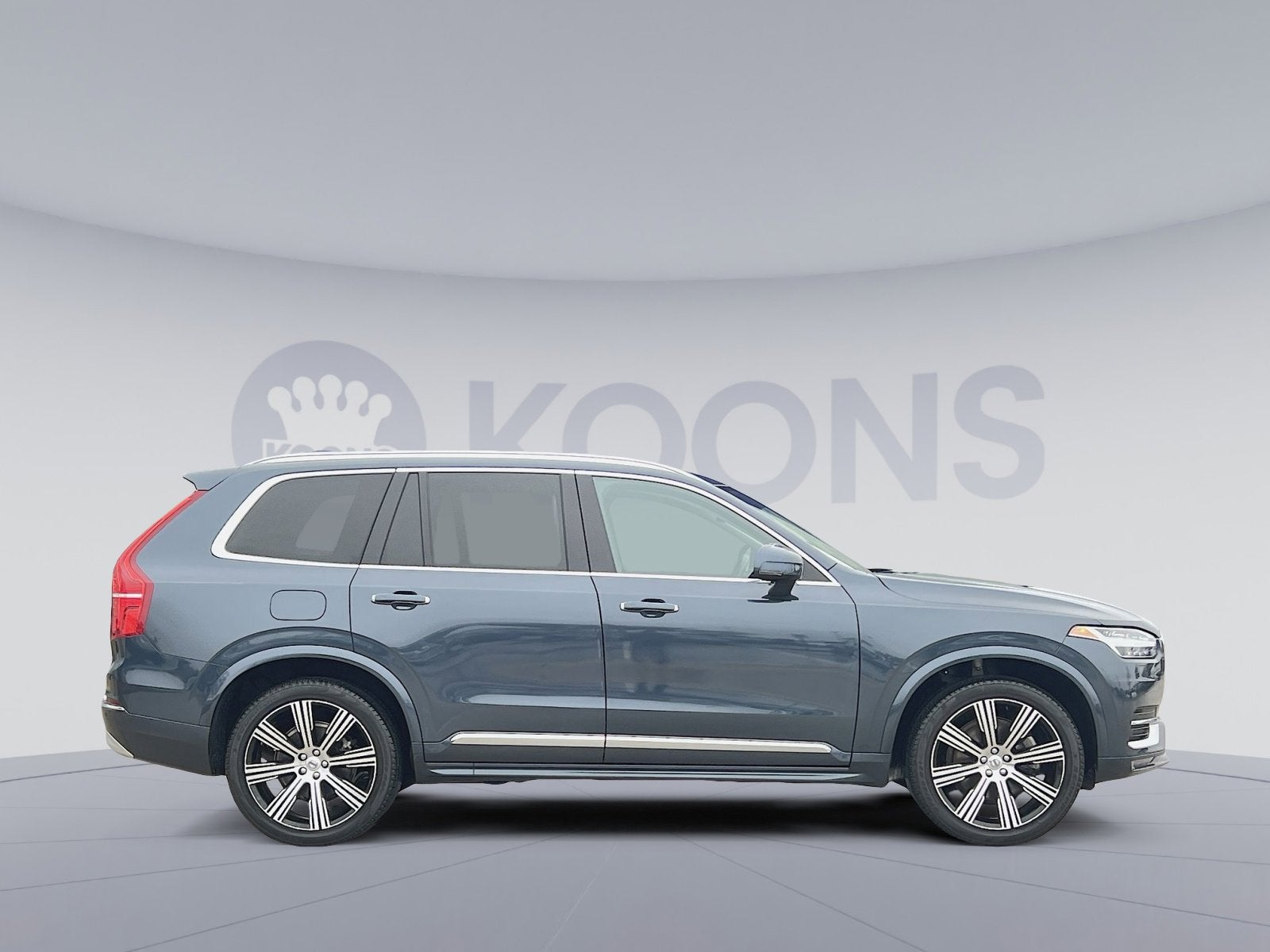 2022 Volvo XC90 T6 Inscription