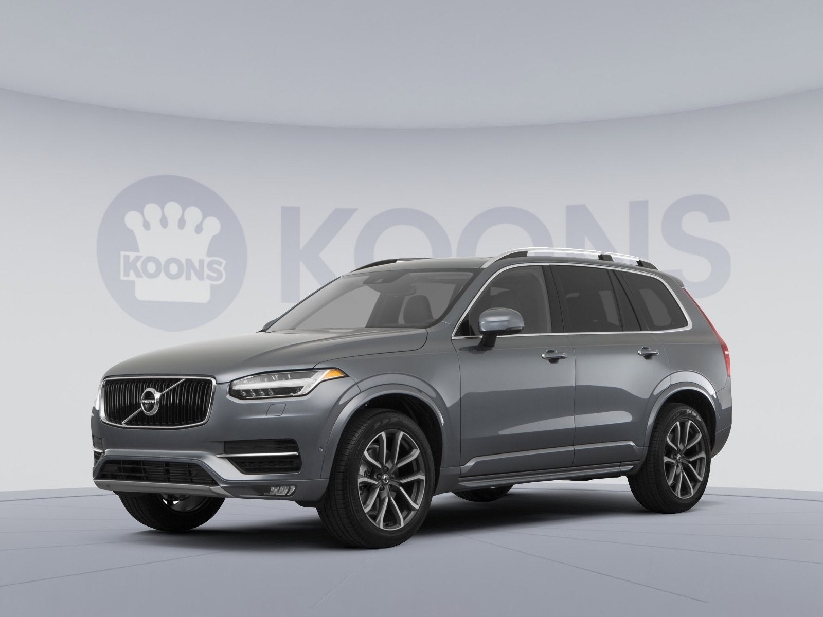 2016 Volvo XC90 T6 Momentum