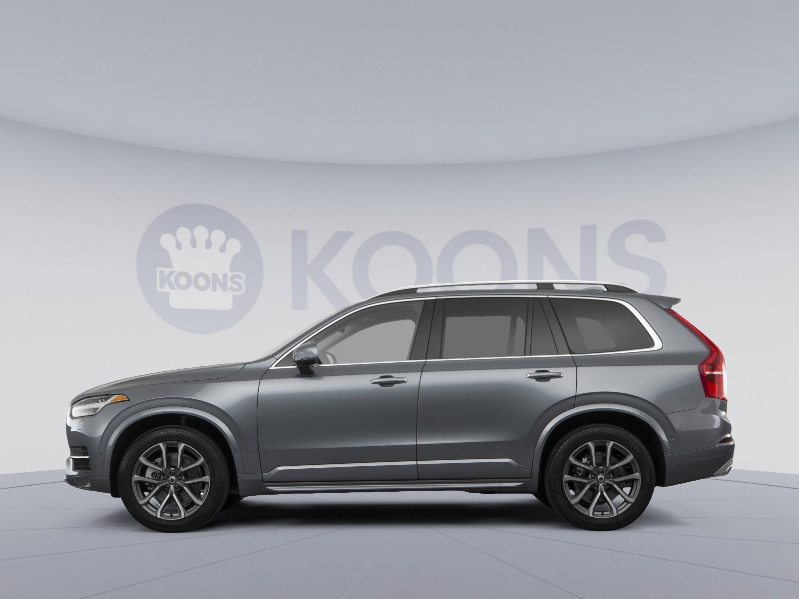 2016 Volvo XC90 T6 Momentum