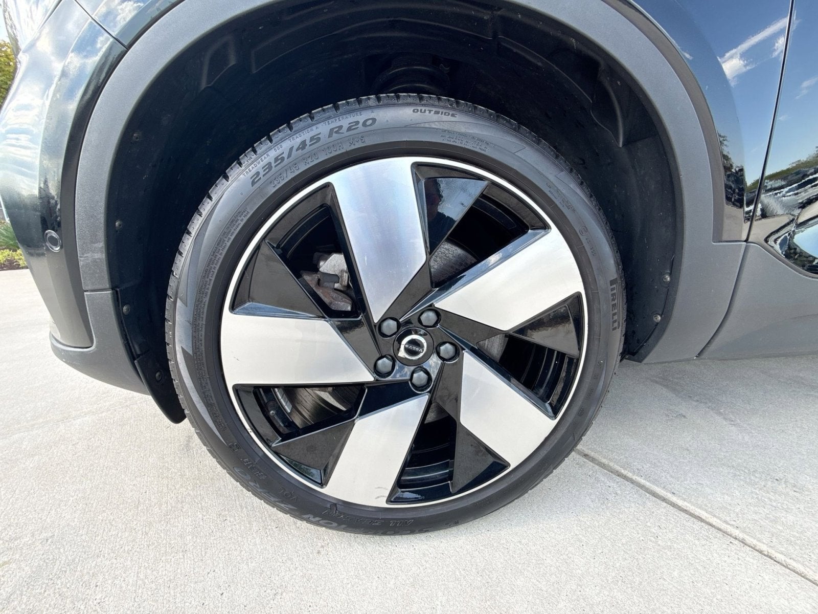 2023 Volvo C40 Recharge Pure Electric Ultimate