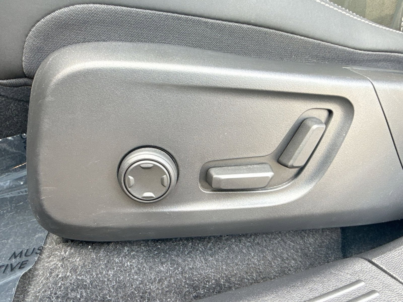 2023 Volvo C40 Recharge Pure Electric Ultimate