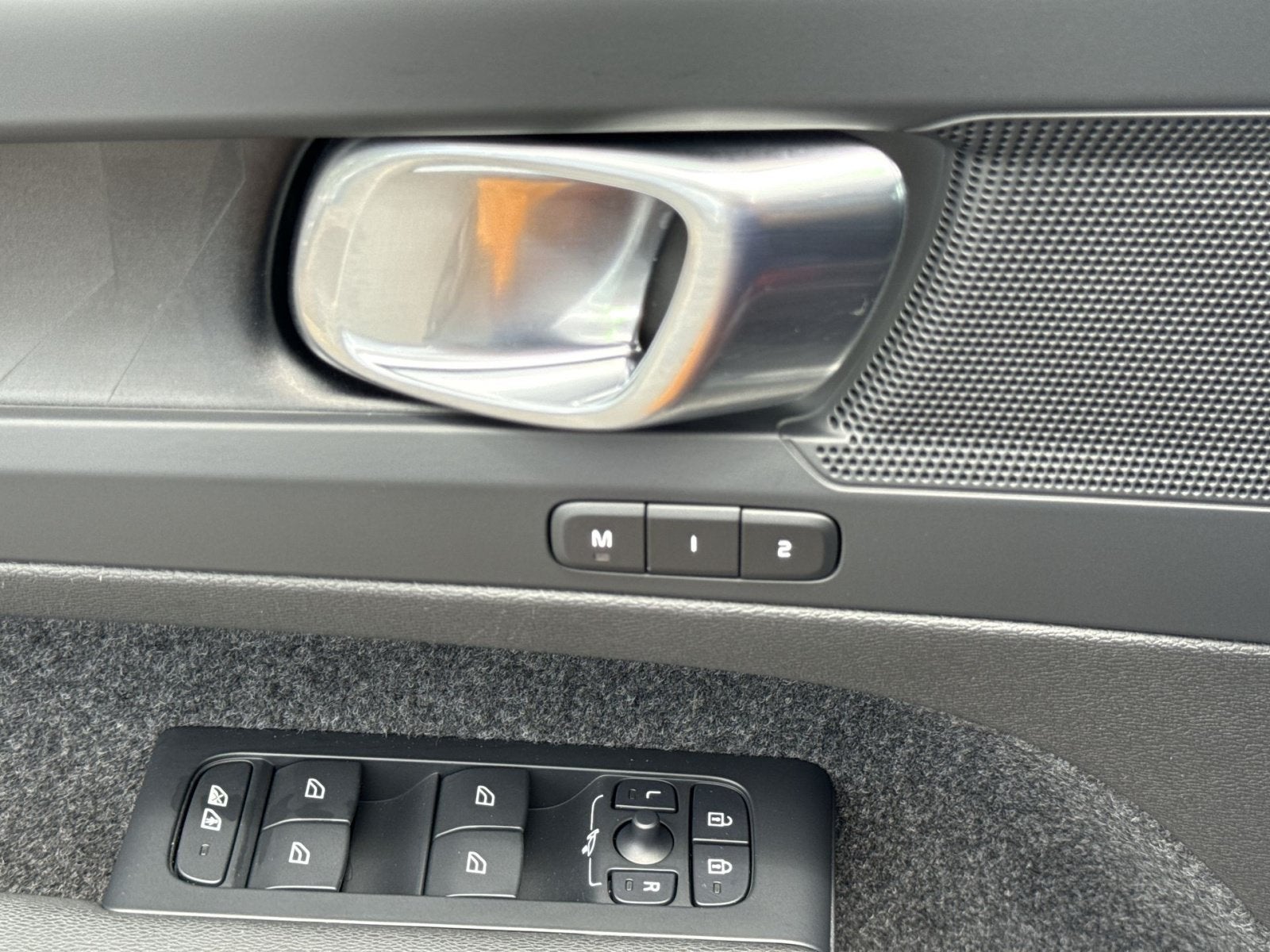 2023 Volvo XC40 Recharge Pure Electric Twin Plus