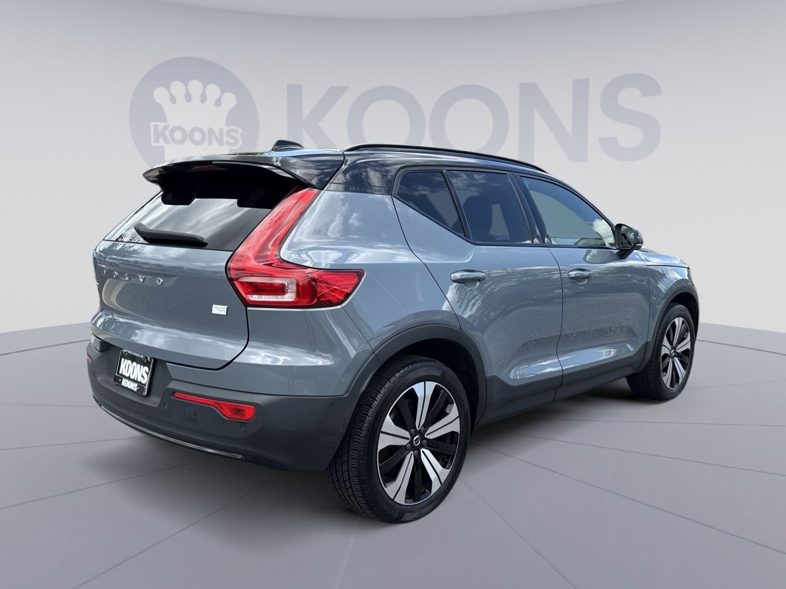 2023 Volvo XC40 Recharge Pure Electric Twin Plus