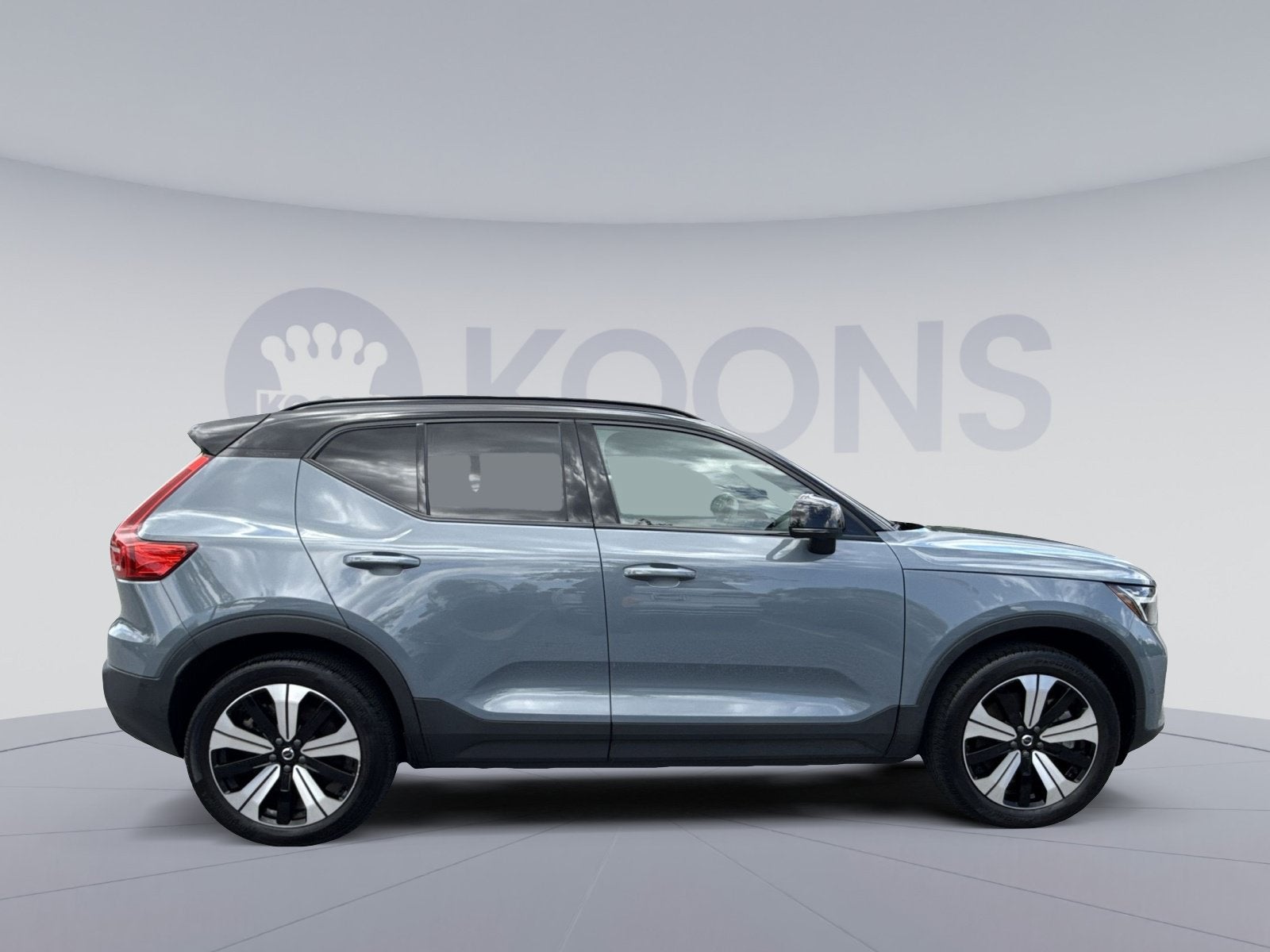 2023 Volvo XC40 Recharge Pure Electric Twin Plus