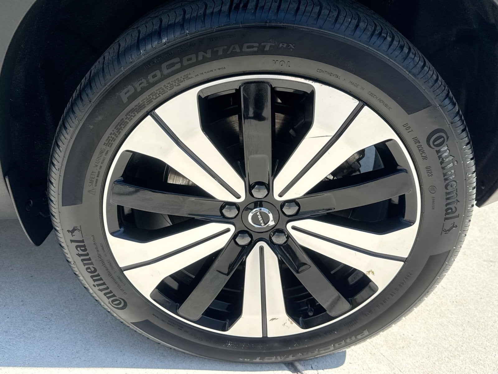 2023 Volvo XC40 Recharge Pure Electric Twin Plus