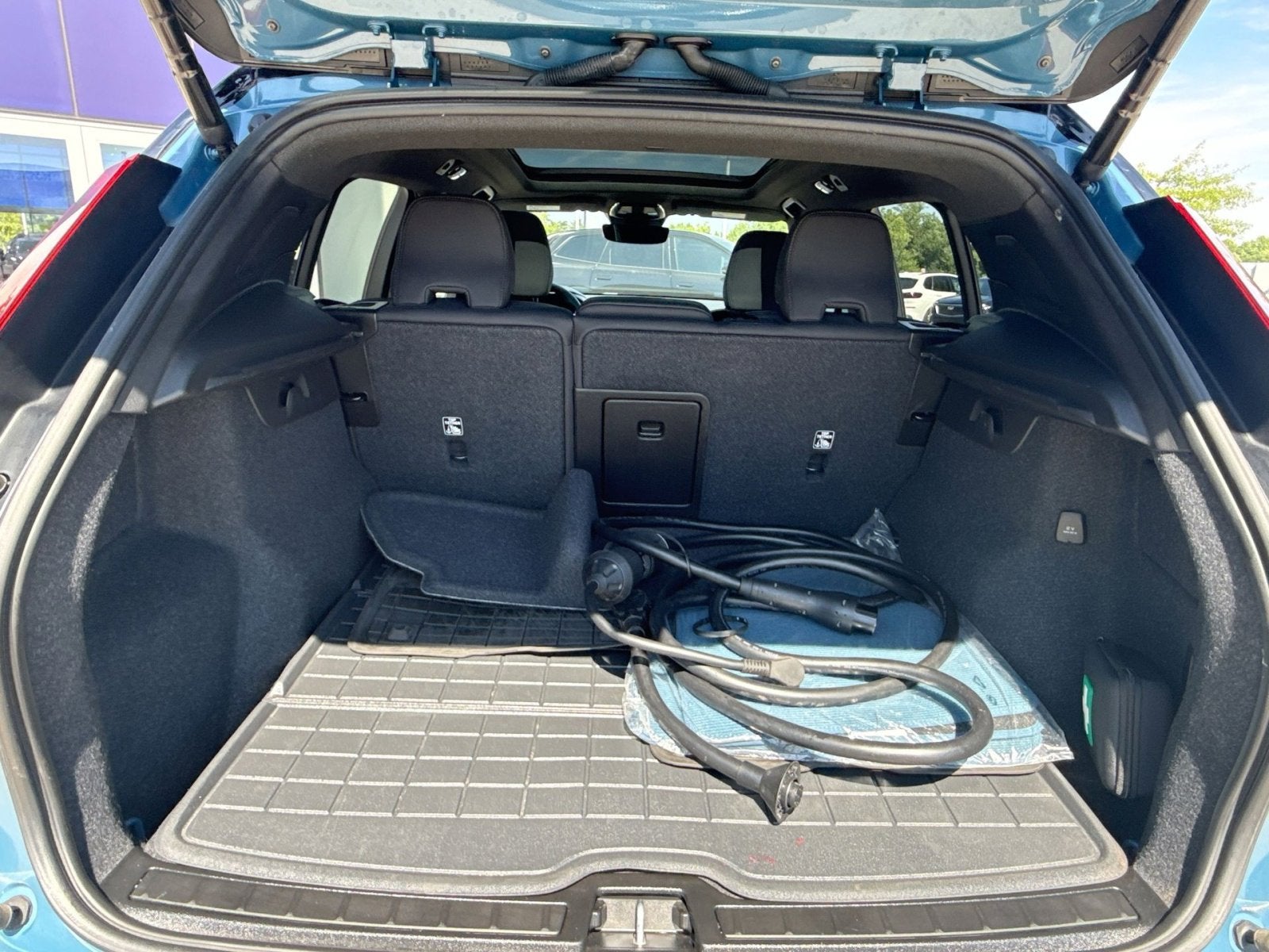 2023 Volvo XC40 Recharge Pure Electric Twin Plus