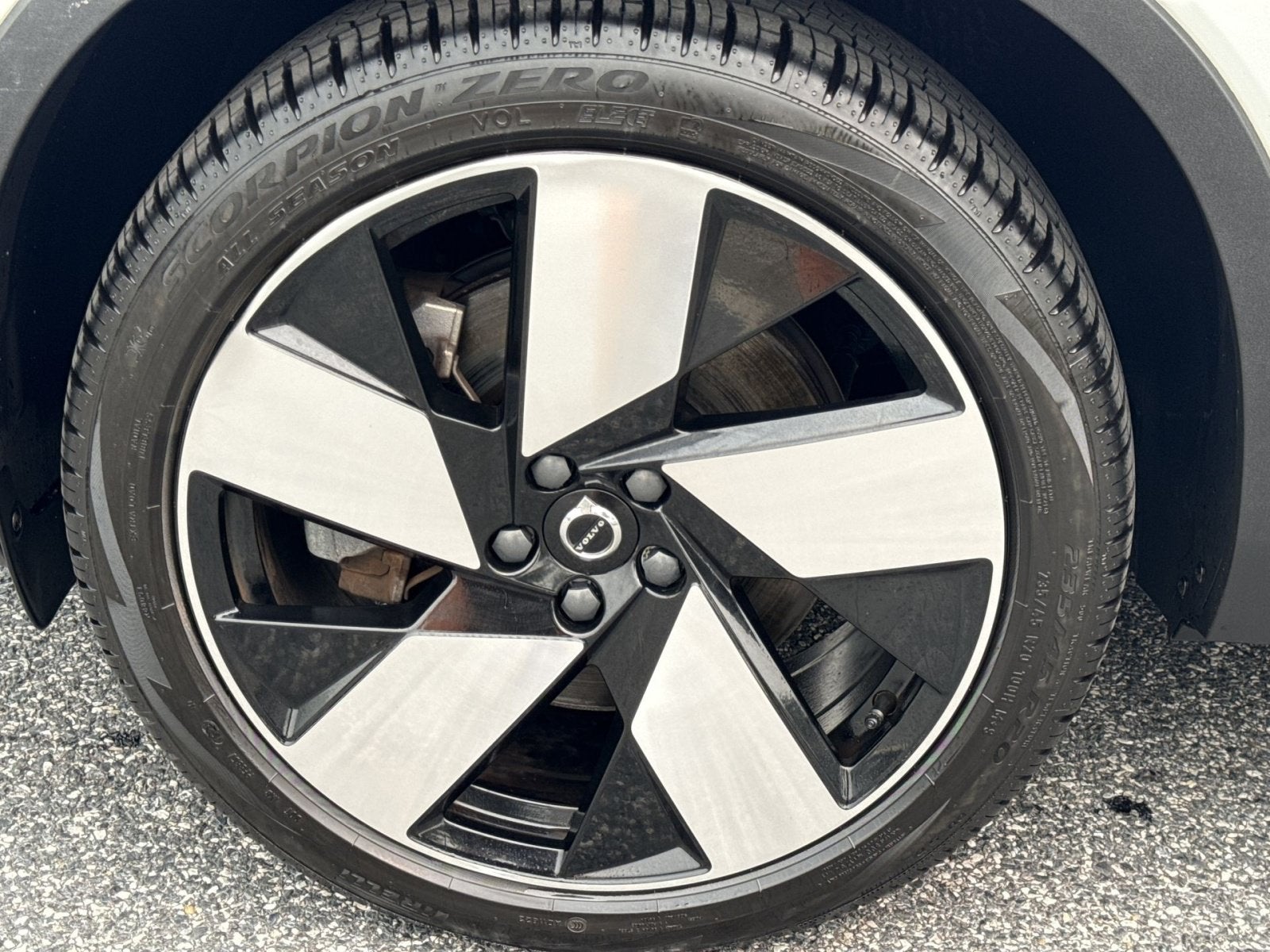 2023 Volvo XC40 Recharge Pure Electric Ultimate