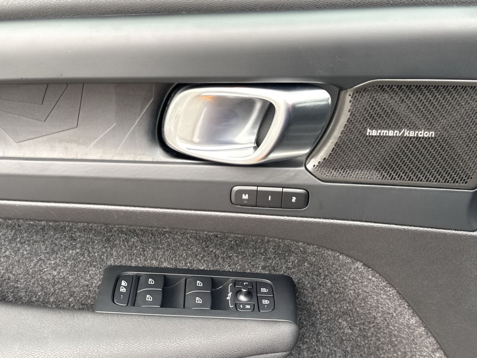 2023 Volvo XC40 Recharge Pure Electric Ultimate