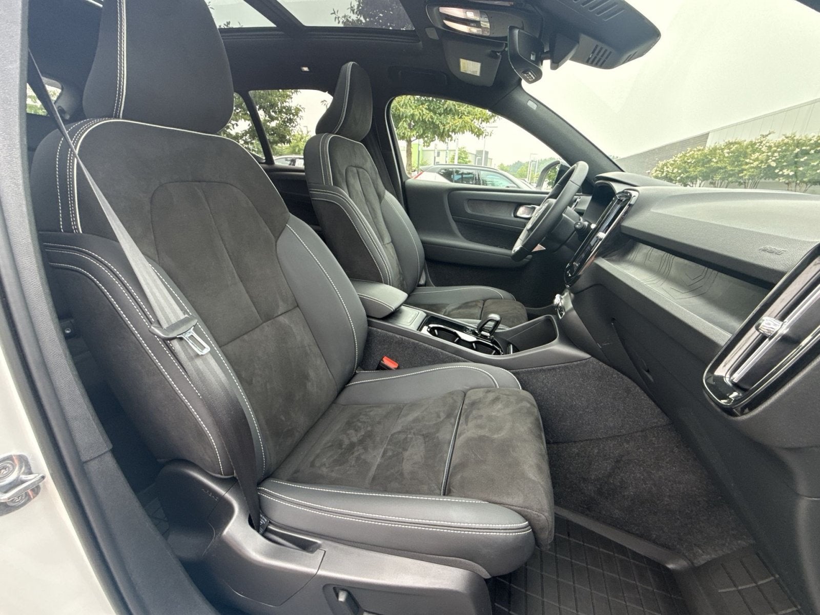 2023 Volvo XC40 Recharge Pure Electric Ultimate