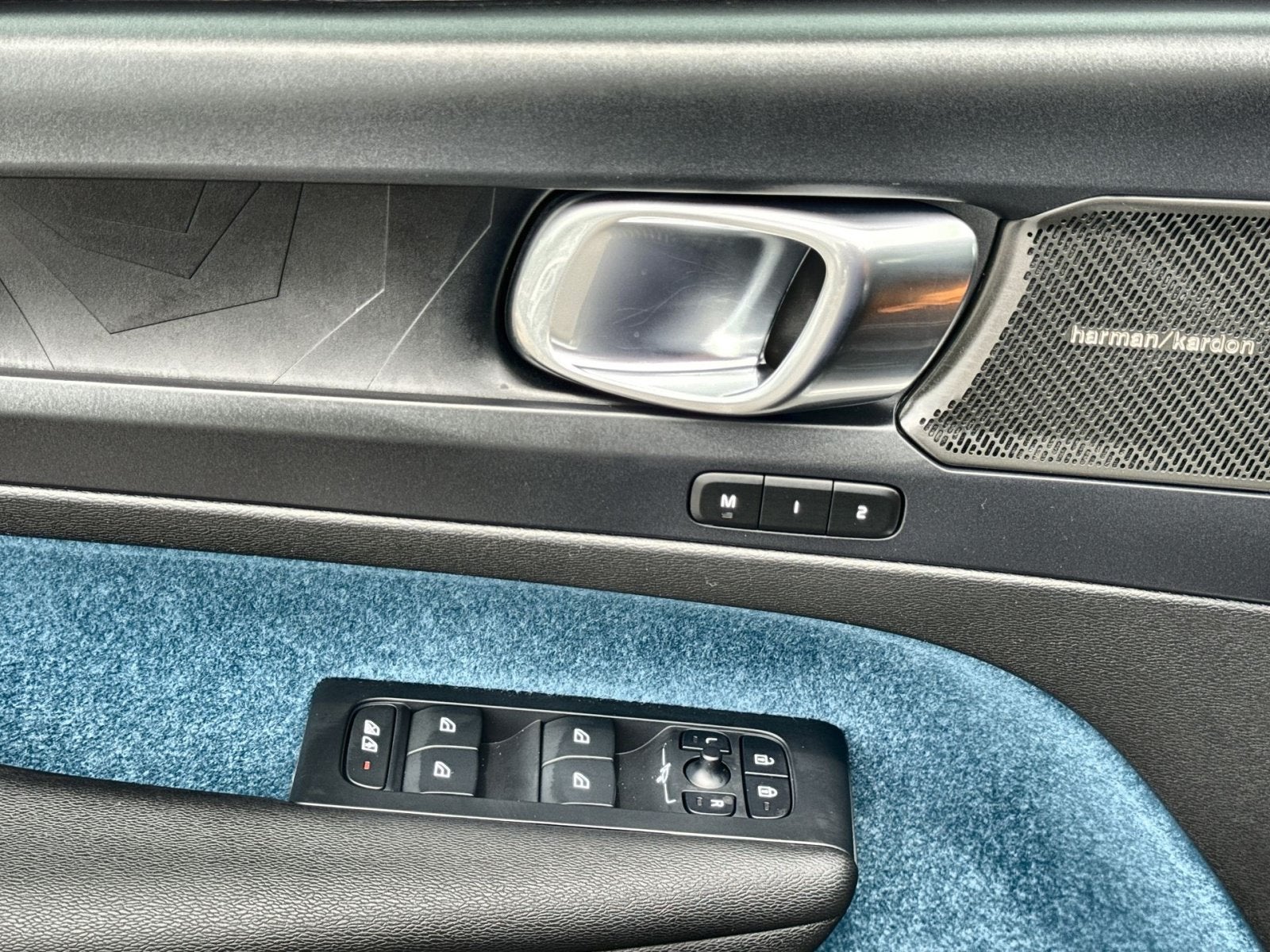 2023 Volvo XC40 Recharge Pure Electric Ultimate