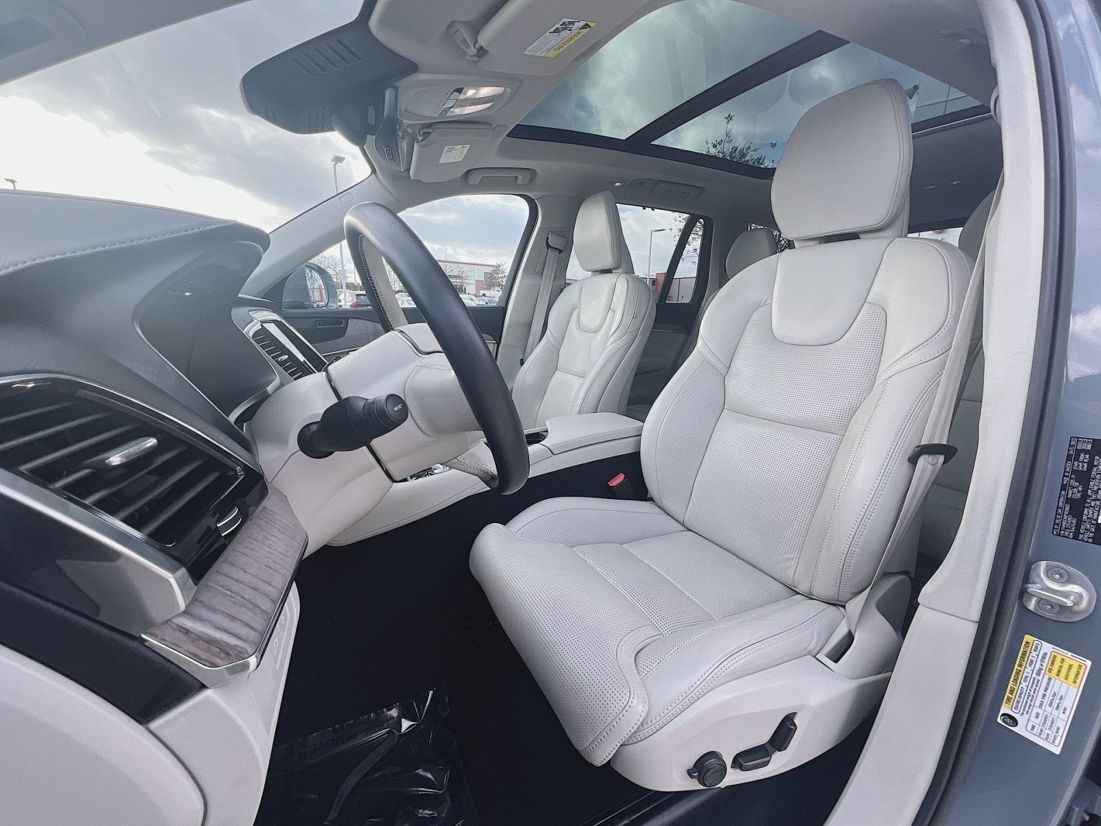 2023 Volvo XC90 Recharge Plug-In Hybrid Ultimate