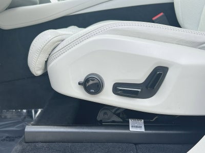 2023 Volvo XC90 Recharge Plug-In Hybrid Ultimate