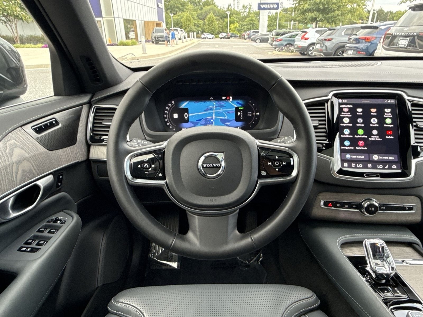 2024 Volvo XC90 Recharge Plug-In Hybrid Ultimate