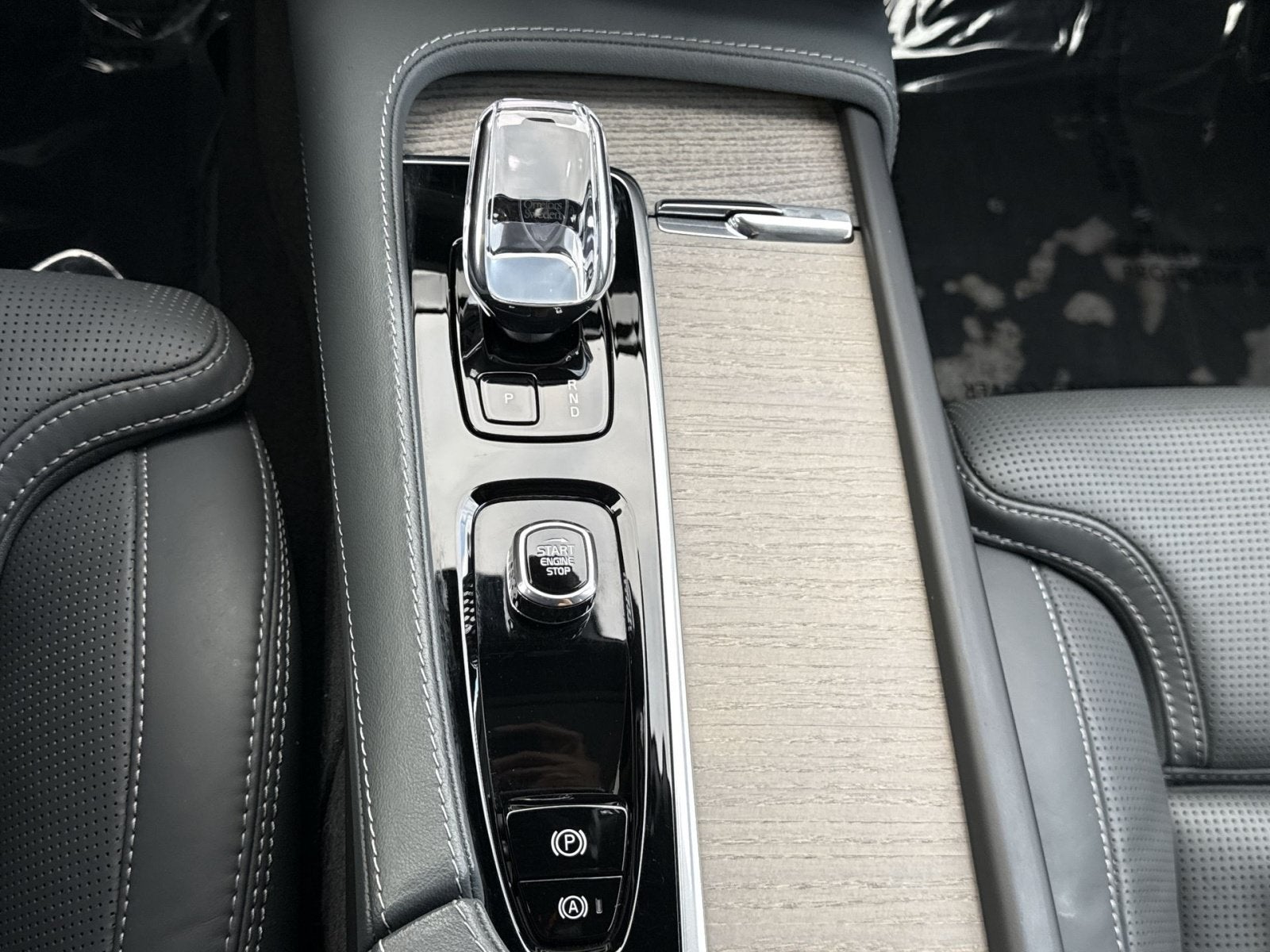 2024 Volvo XC90 Recharge Plug-In Hybrid Ultimate