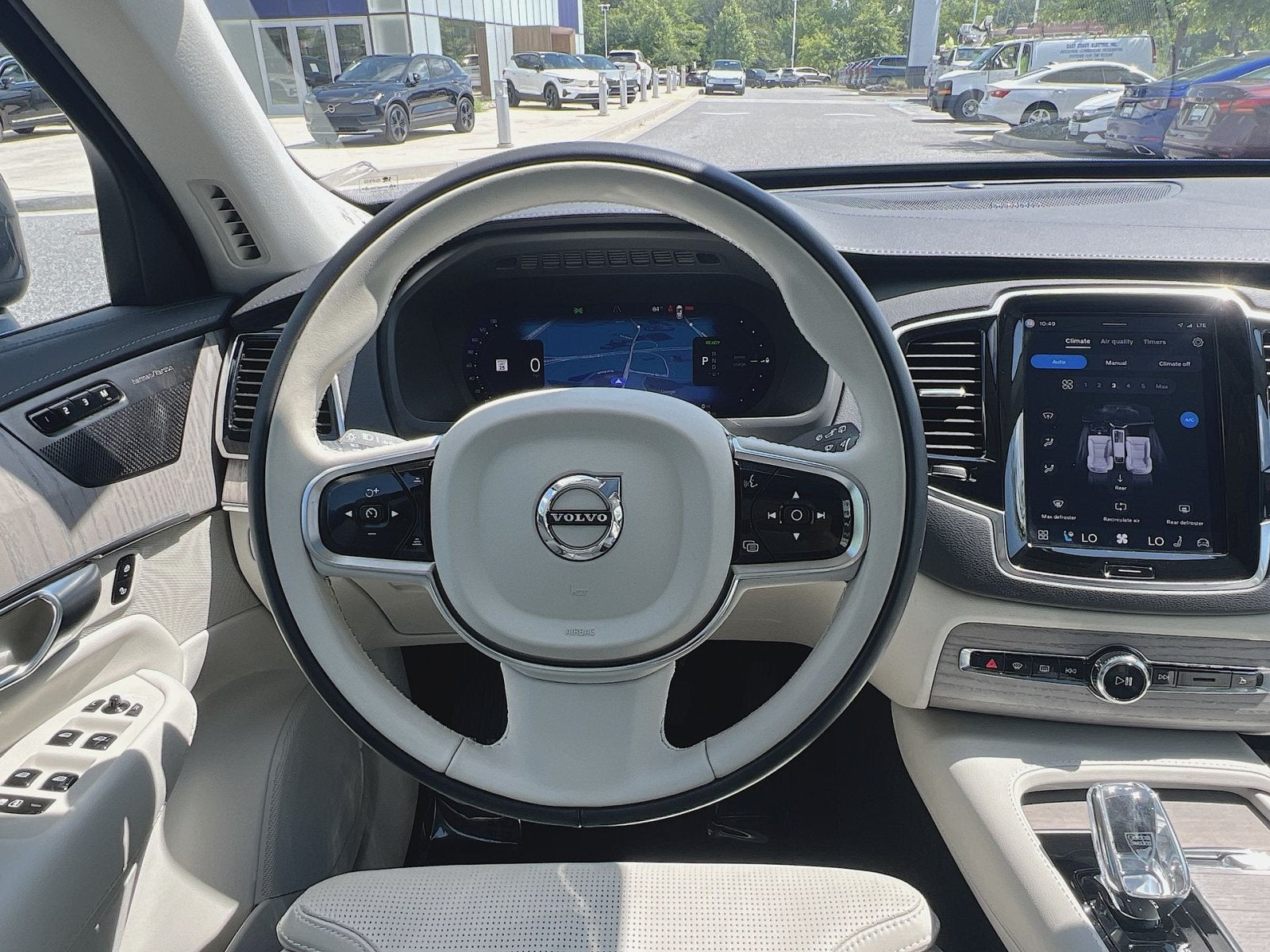 2024 Volvo XC90 Recharge Plug-In Hybrid Ultimate