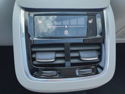 2024 Volvo XC90 Recharge Plug-In Hybrid Ultimate