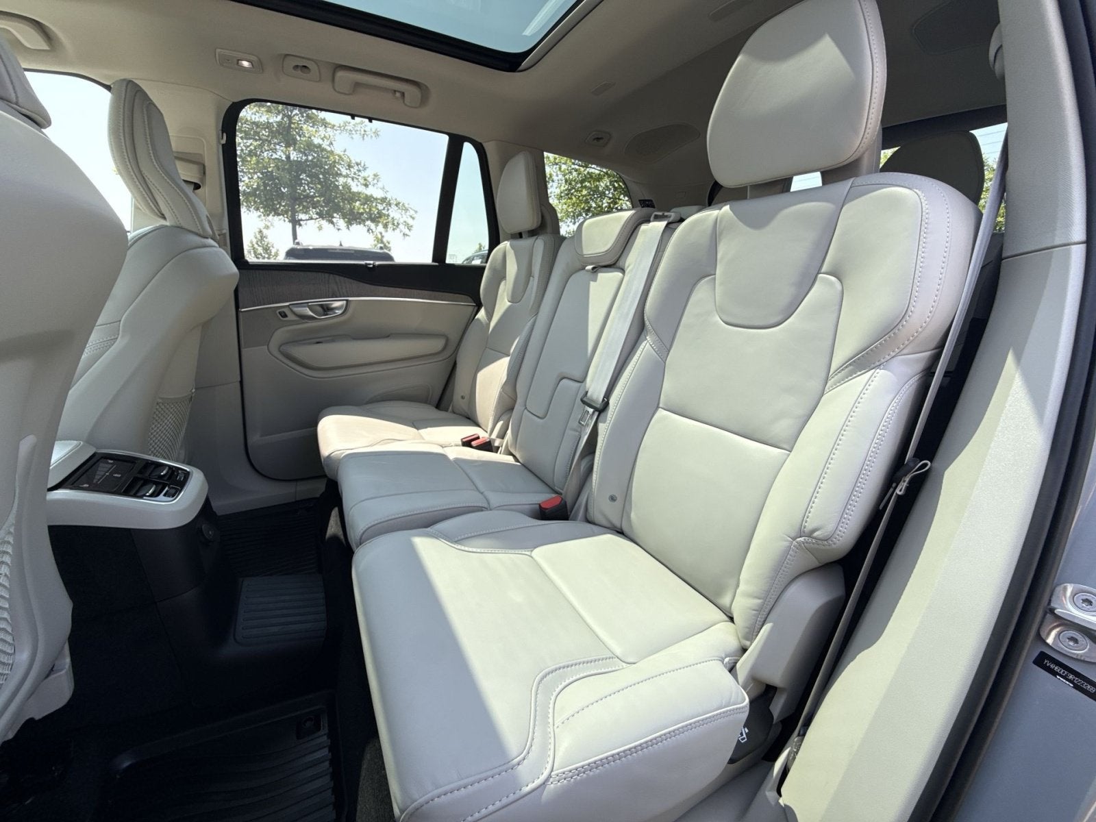 2024 Volvo XC90 Recharge Plug-In Hybrid Ultimate