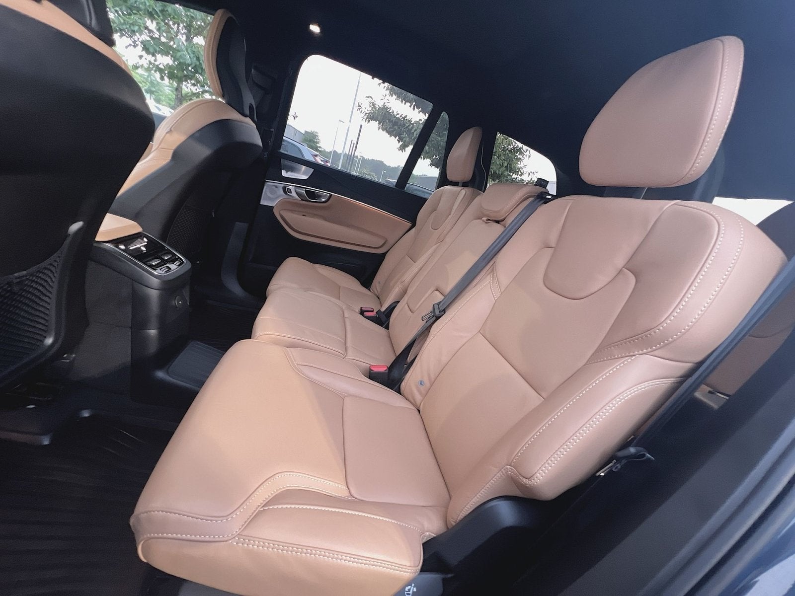 2024 Volvo XC90 Recharge Plug-In Hybrid Ultimate