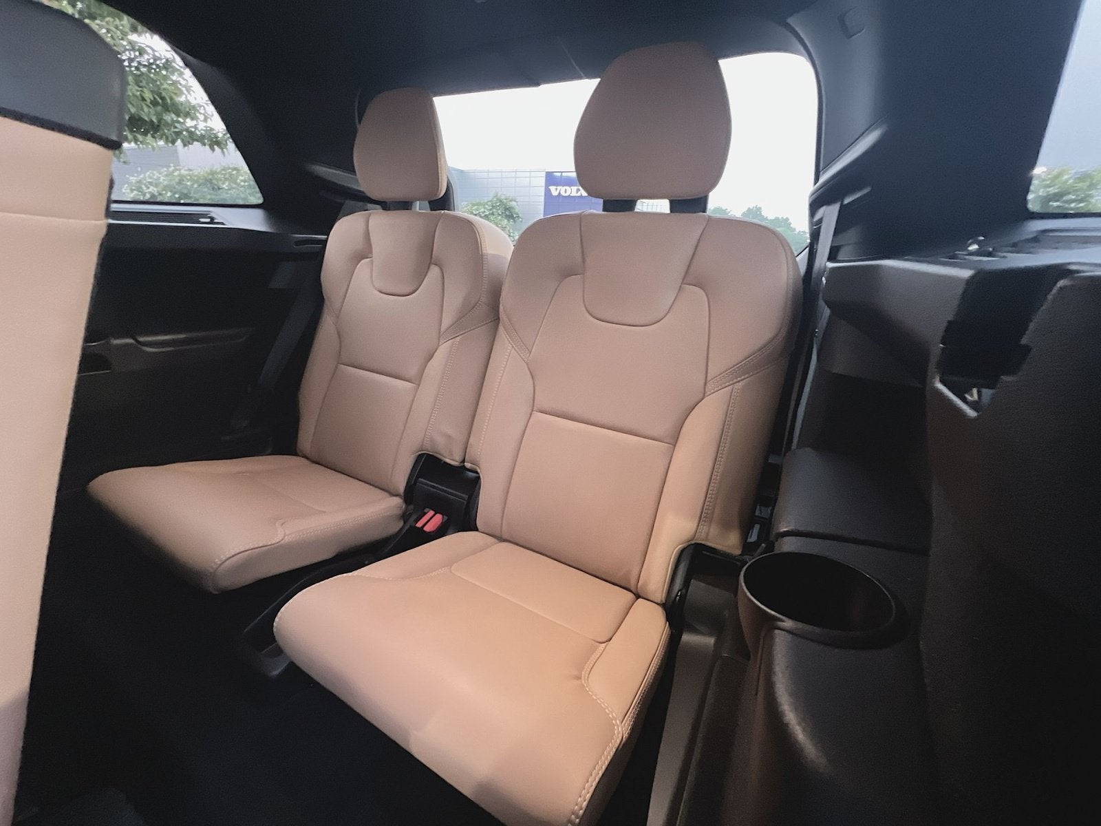 2024 Volvo XC90 Recharge Plug-In Hybrid Ultimate